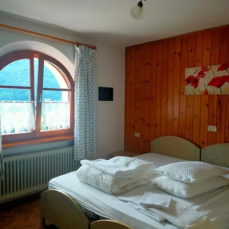 Villa Aprica Appartamenti Molveno Exterior photo